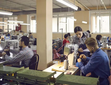 Experienced Workers Behind Every Production Line