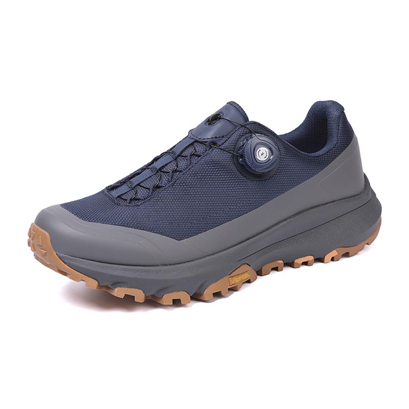 Outdoor Hiking Shoes with Dial Closure – Durable & All-Terrain Grip