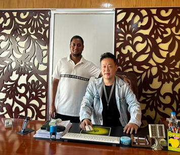 Collaboration with <span>Clients</span>